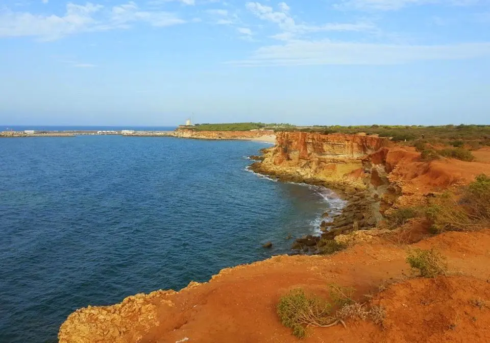 Running along the cliffs in Chiclana